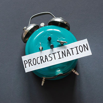 The Pitfalls of Procrastination: How to Beat It, in the Short-Term